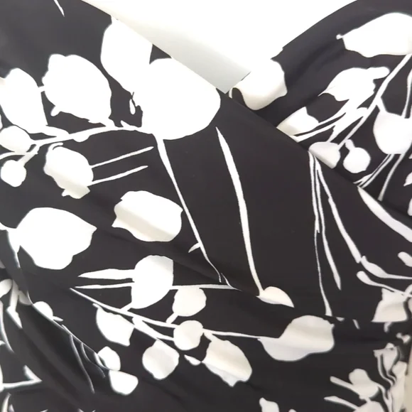 Croft Barrow Swimsuit - Picture 2 of 5